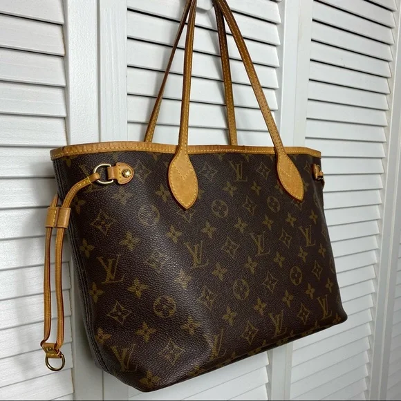 ✨SOLD!! Louis Vuitton Neverfull PM✨ - Picture 4 of 17